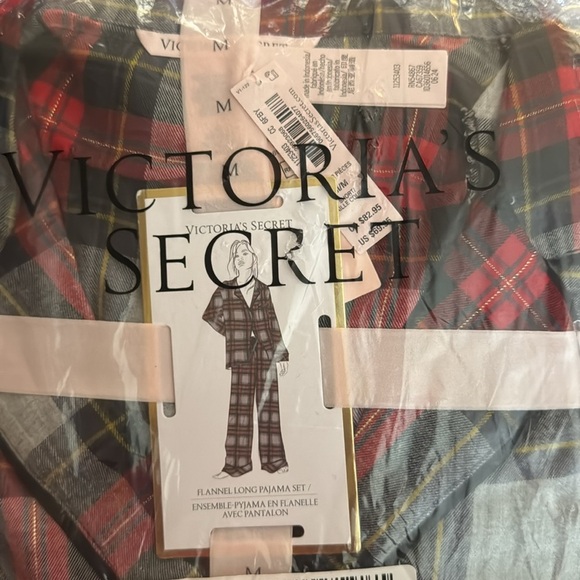 VICTORIA'S SECRET 
Red Plaid xmas
Flannel Long Pajama Set inseam‎ short - Picture 4 of 6